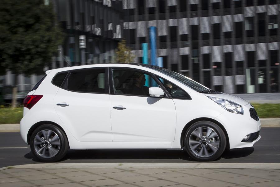  Kia Venga 2014 года  (фото 4 из 30)